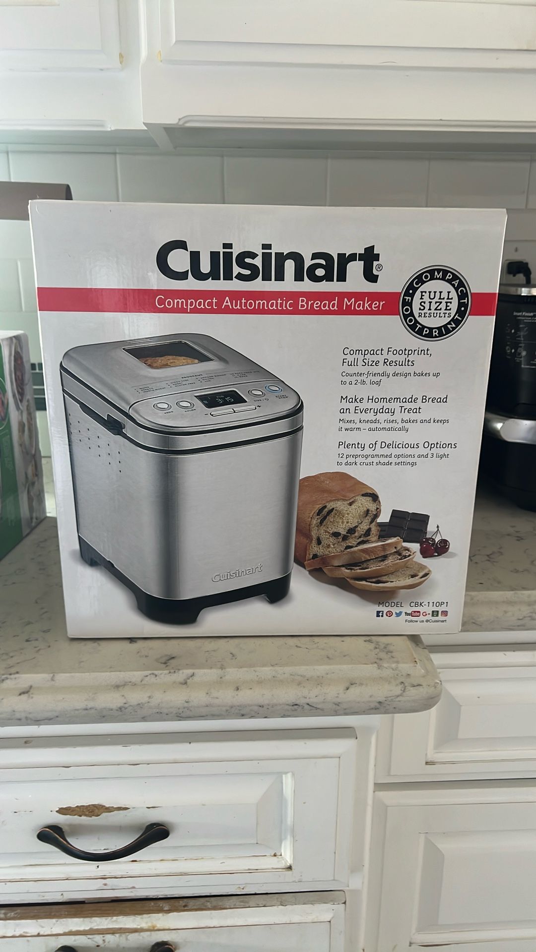 *Never Been Used* Cuisinart Automatic Bread Maker
