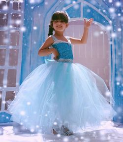 Frozen Elsa's dress