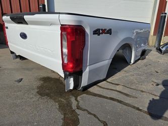 Super duty 8 Foot Long Bed, New Take Off, Fits 17-22 And 23/24, Has Step 