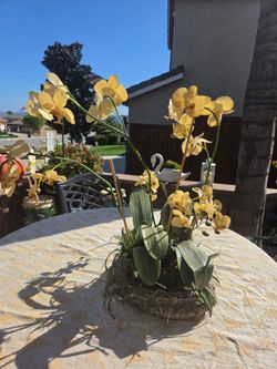 Artficial flower