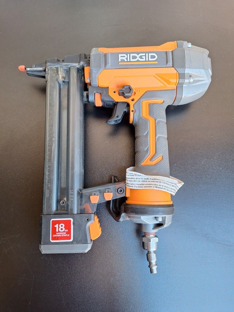 RIDGID 18 Gauge Narrow Crown Stapler, R150FSF3 model