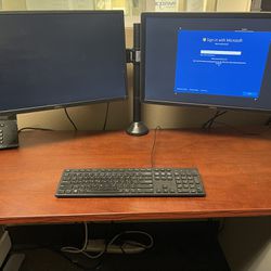 Dell Dual 24” Monitors With Stand