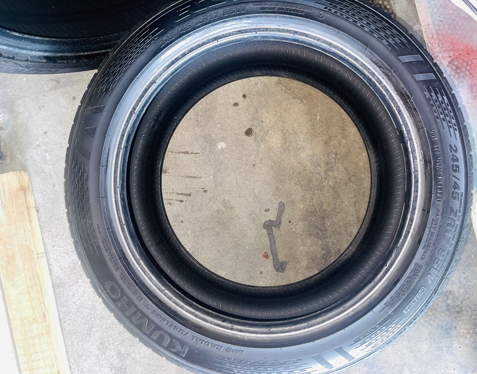 Kumho Ecsta PA51 Tires