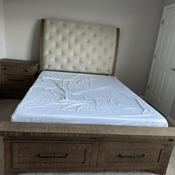 Queen Bed With Queen Mattress