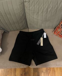 Essential shorts. Black. Size S