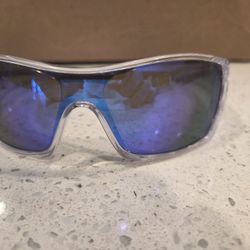 VERY NICE AUTHENTIC Oakley Batwolf Sunglasses