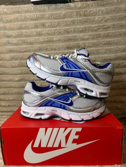 Nike Moto 2K sneaker size Men 9