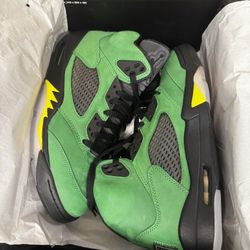 Jordan 5 Retro SE “Oregon”