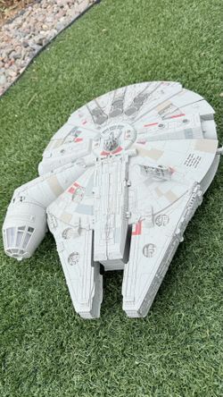 Star Wars Millennium Falcon