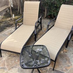 Pool Chair Set With Table