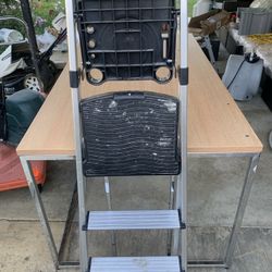 3-step aluminum stool with tray