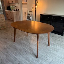 West Elm Mid-Century Expandable Oval Dining Table