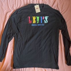 Levi’s Longsleeve Tee