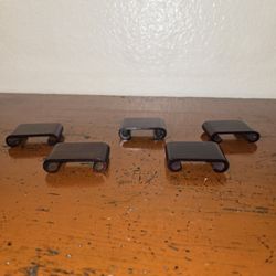 Set of 5 Vintage Chinese Base Stands

Overall diameter.  1/2 Height.  1 3/4" L , 1 1/2 D diameter, nothing broken, good condition. 