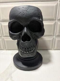 New Ashland black Halloween Goth skull skeleton pillar candlestick candle holder decoration