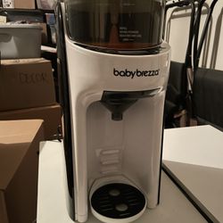 Baby Brezza Formula Pro