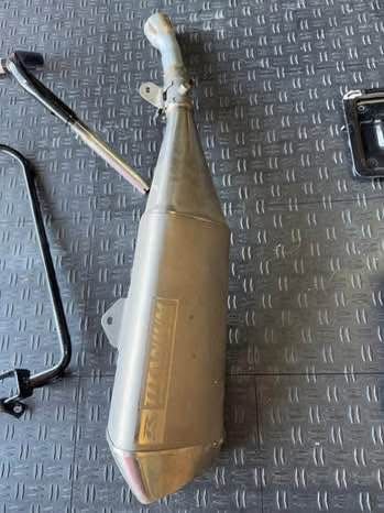 GSXR stock exhaust FOR SALE!i