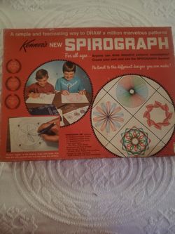 Kenner's Spirograph Drawing Set