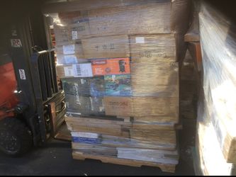 Amazon wholesale pallets $550 and truckloads $9,500