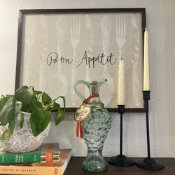 Vintage 1960’s Moscatel Pinord Spain Grape Shaped Crystal Bottle (Empty) 750 ML