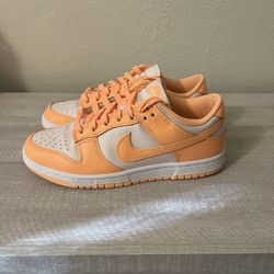 Nike Dunk Low “Peach Cream”