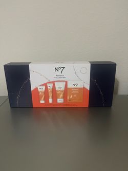 No7 Radiance Collection Gift Set