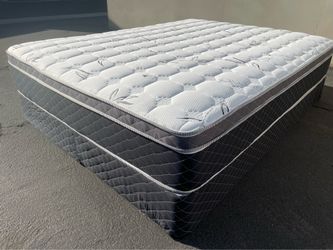 Queen Bamboo Orthopedic Pillow Top Mattress and Boxspring!