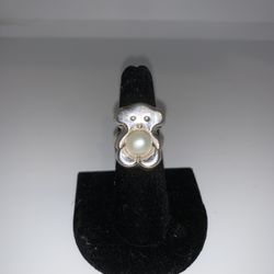 Vintage Silver Pearl Ring Size 6.75 ~Teddy Bear Design~