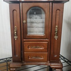 Vintage Jewelry Cabinet. Tabletop Armoire Style. Wood!!


