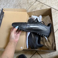 Men’s Cleats