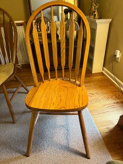 Dining Room Table and Chairs