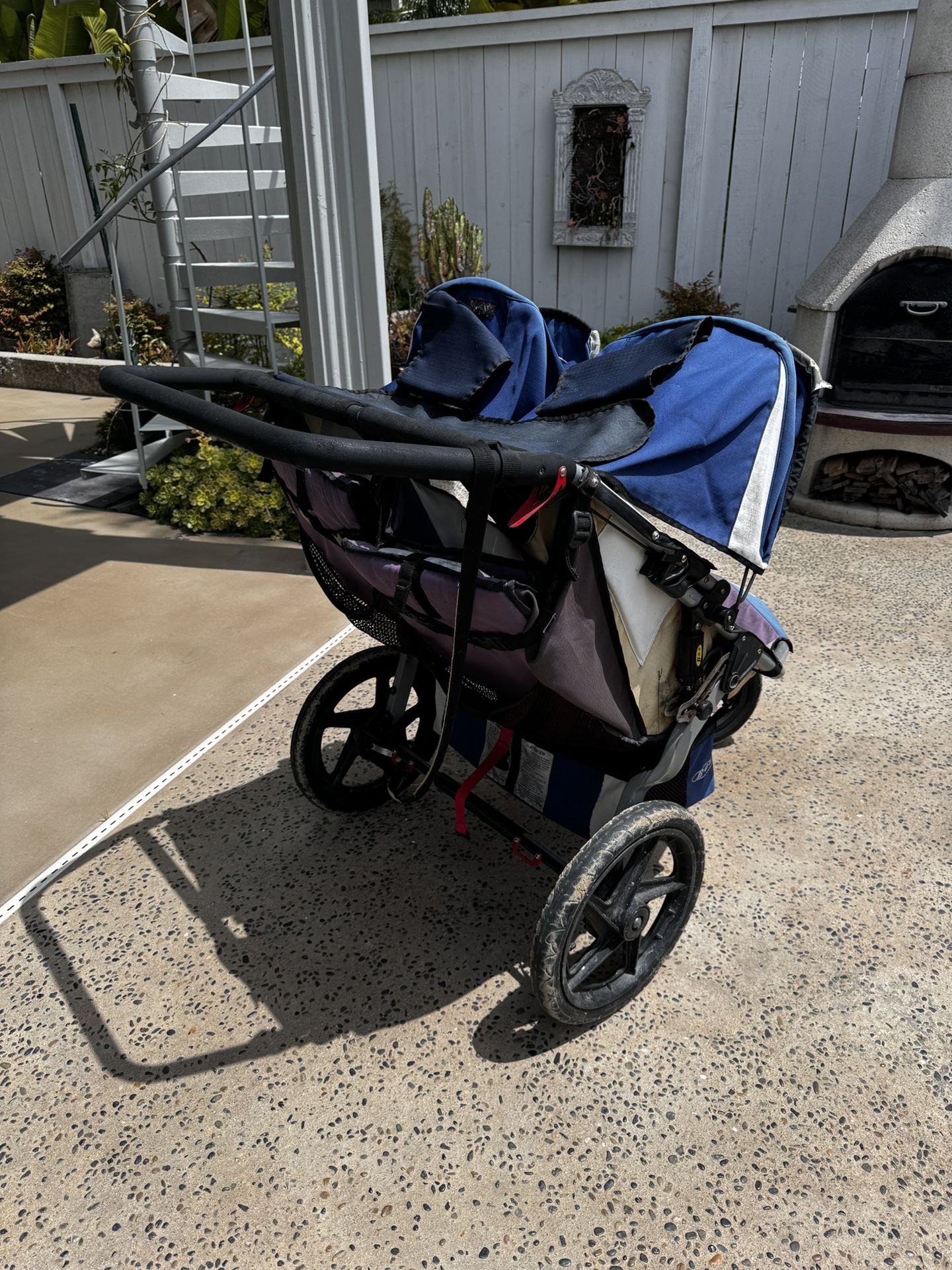 Double Bob Jogging Stroller