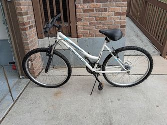 18 speed Roadmaster bicycle