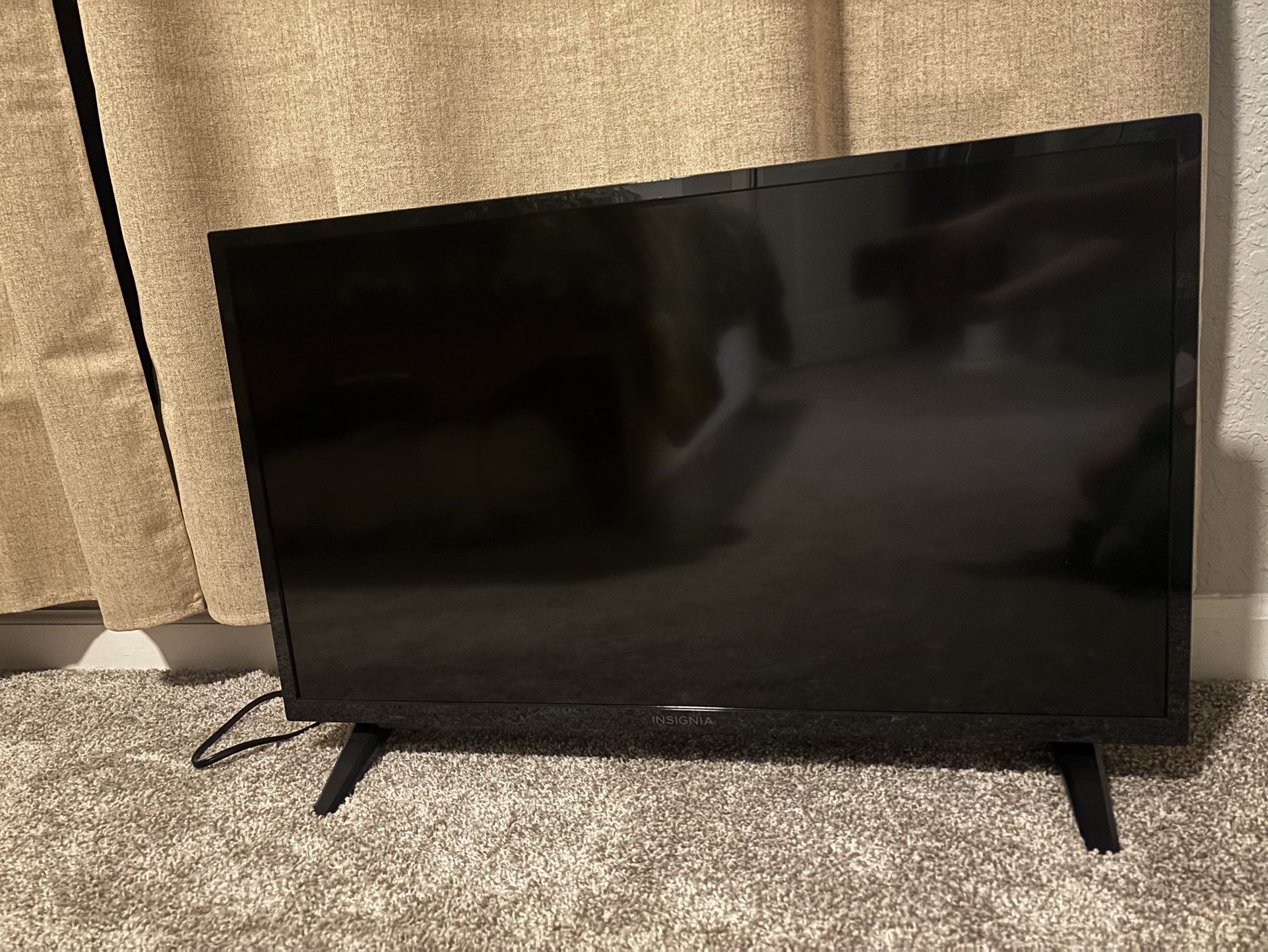 Insignia 32 inch Smart Fire TV