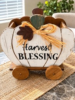 Rustic Farmhouse Wooden Pumpkin Wagon Decoration