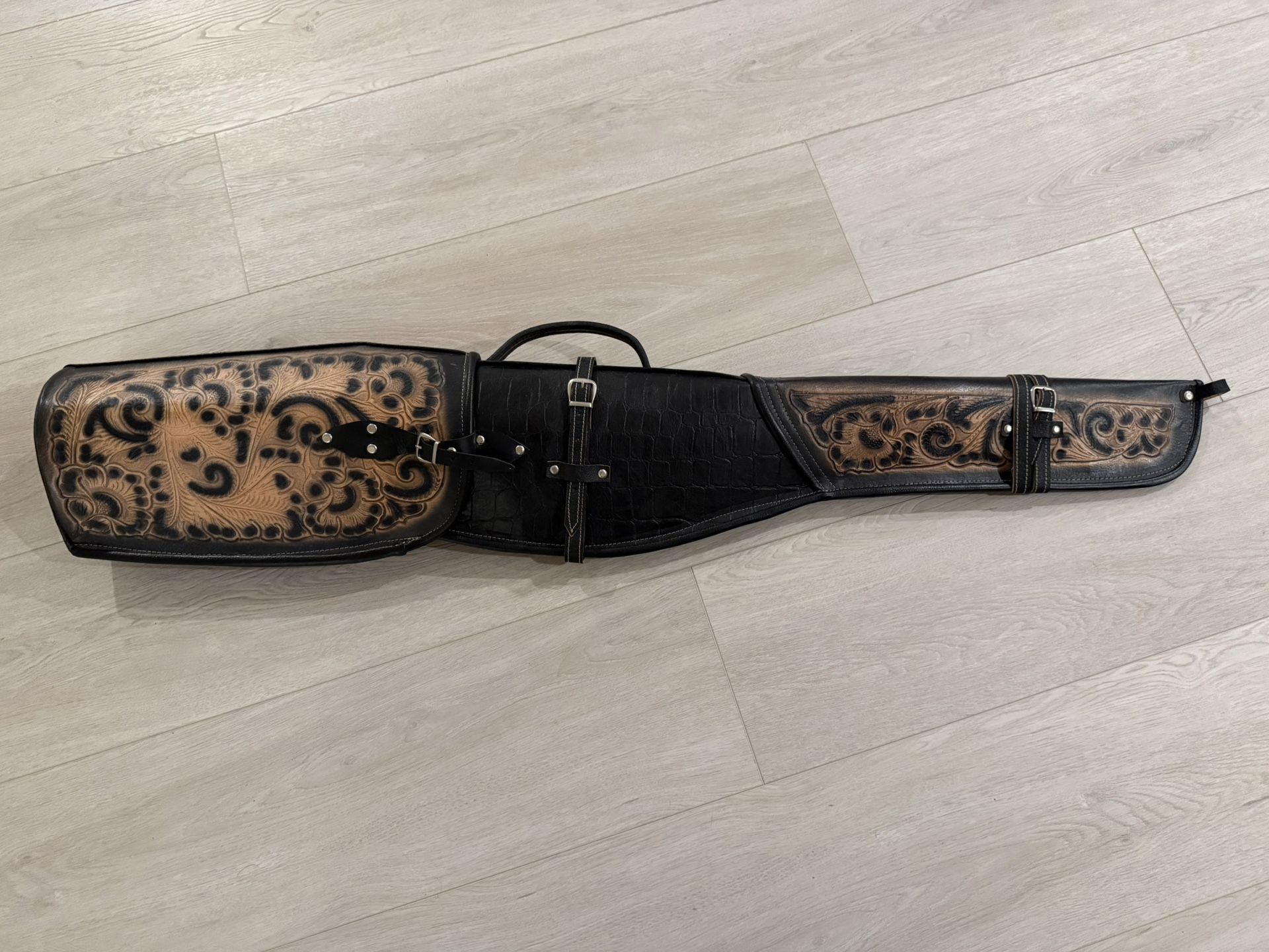 Handcrafted Mexican Leather Gun Case – 47” with Detachable Pouch