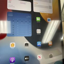 ipad Pro 5th Gen, 256 Gb, Wi-Fi+ cellular, unlocked, with 30 day warranty