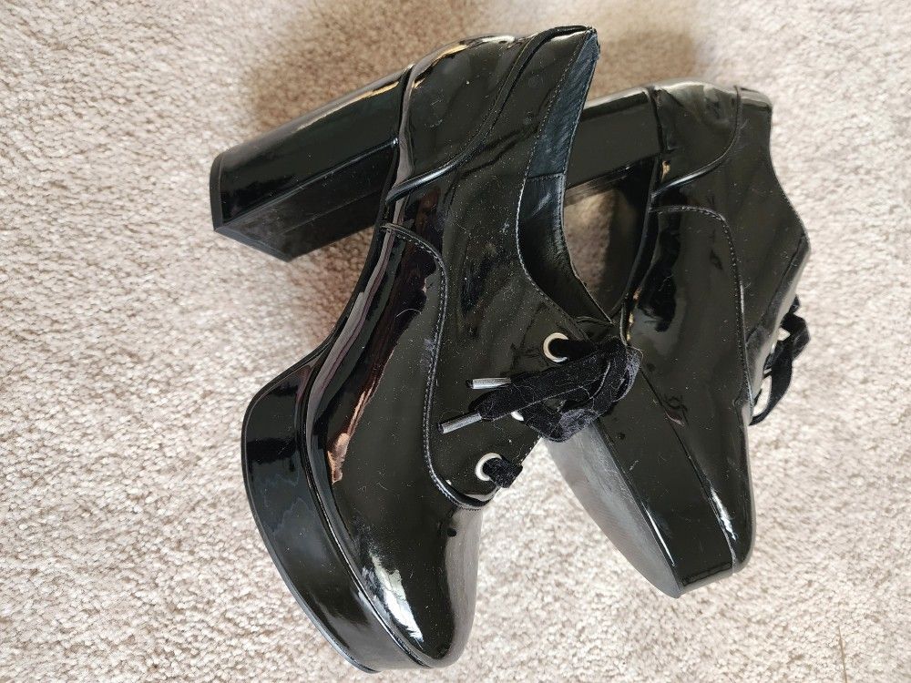Patent Wedge Tie Up Shoes