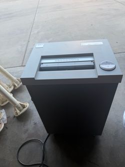 Heavy-Duty Office Paper Shredder