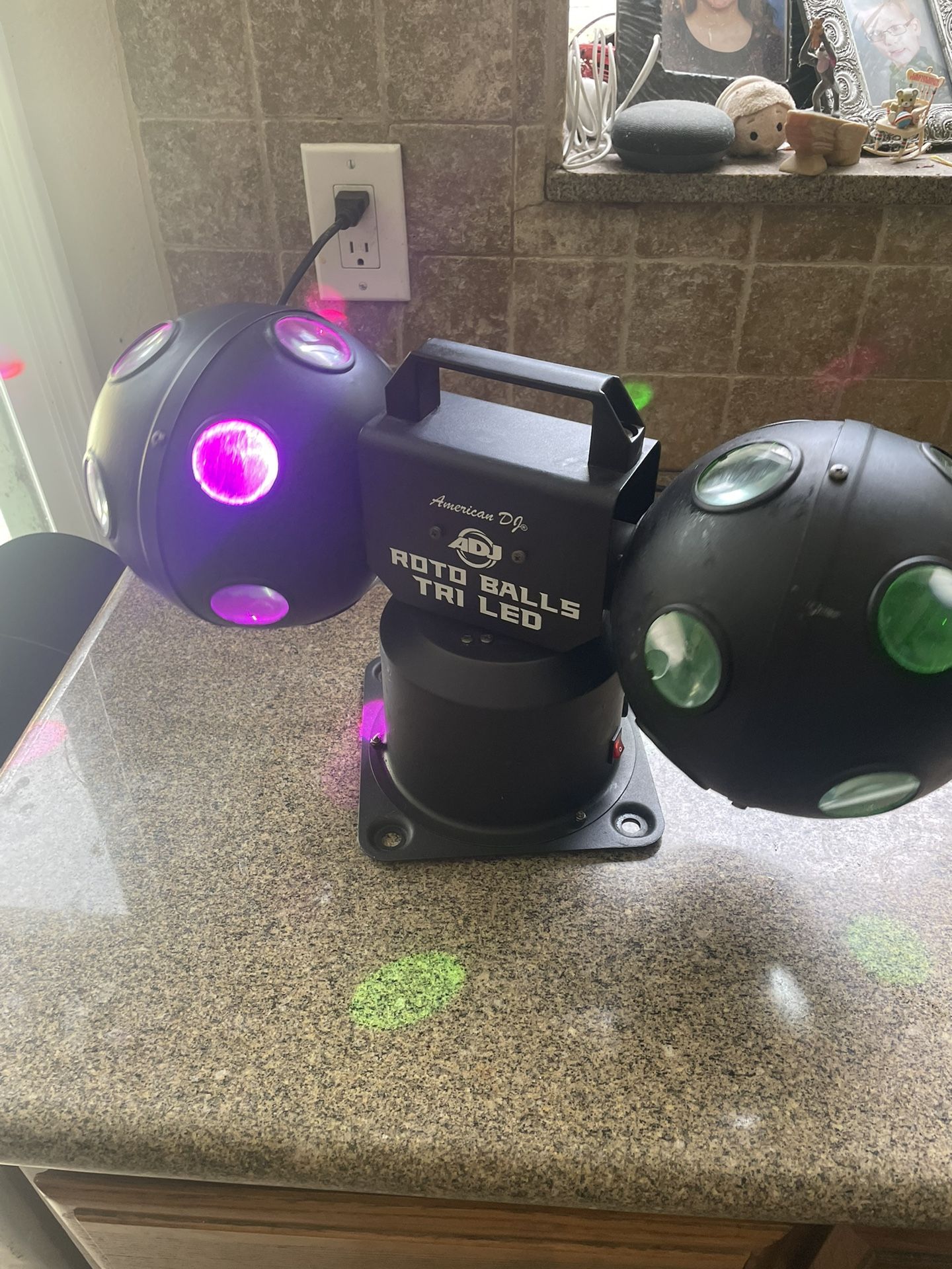 Professional Quality American DJ ROTO BALLS TRI LED Dual Rotating