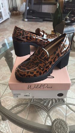 Women’s shoes