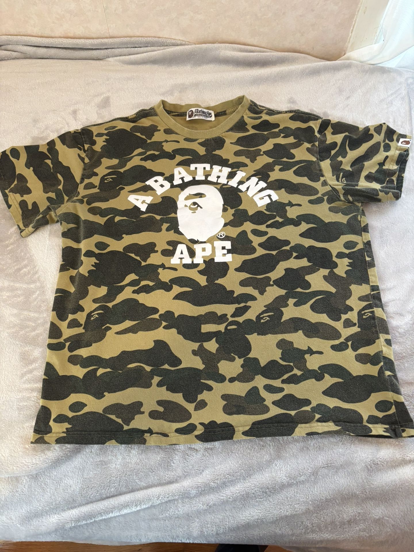 Bape Camo Shirt Size Men’s Medium