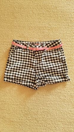 SO Girls Shorts Size 12 With Belt