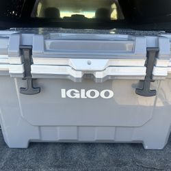 Igloo IMX 70qt Cooler 