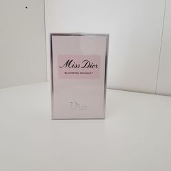 Miss dior blooming bouquet