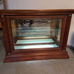 Lighted Curio Cabinet 