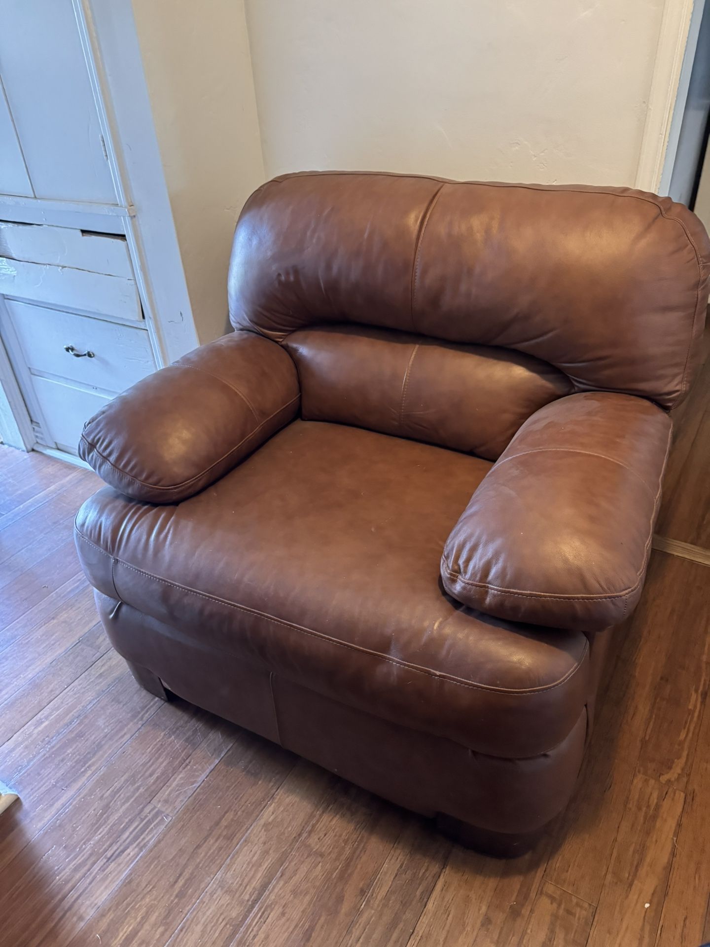 Leather Sofa Armrest Chair