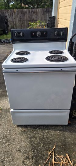 Hotpoint Oven Stove