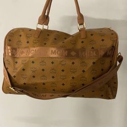 MCM DUFFLE BAG 
