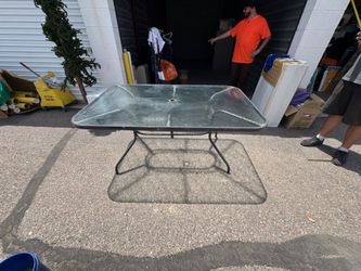 Rectangle green metal and glass outdoor patio table